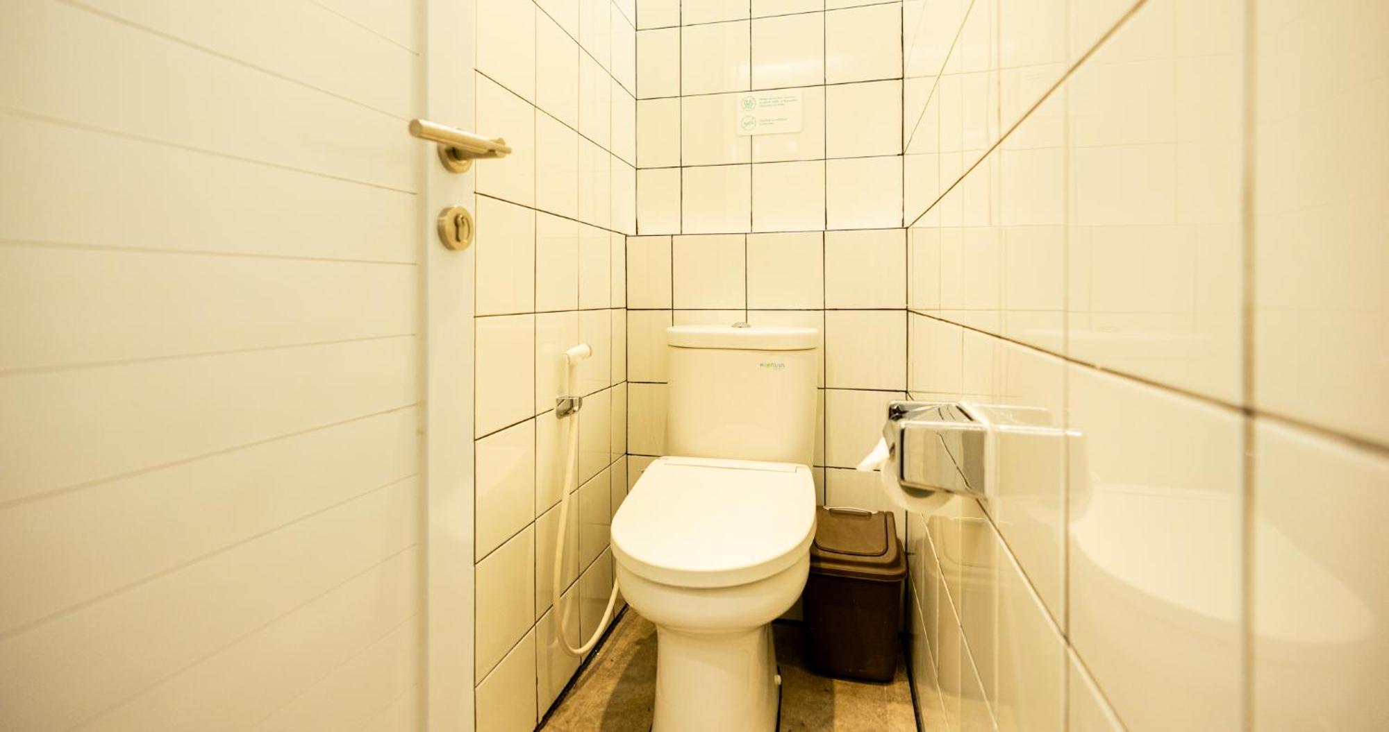 Hotel Bobopod Airport Cbc, Tangerang Rawalembang Esterno foto